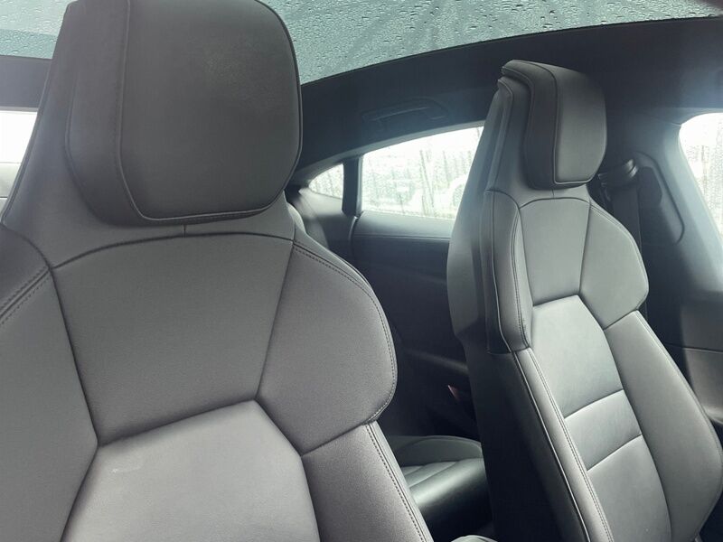 More views of Audi e-tron GT quattro