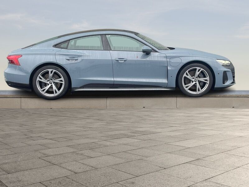 More views of Audi e-tron GT quattro