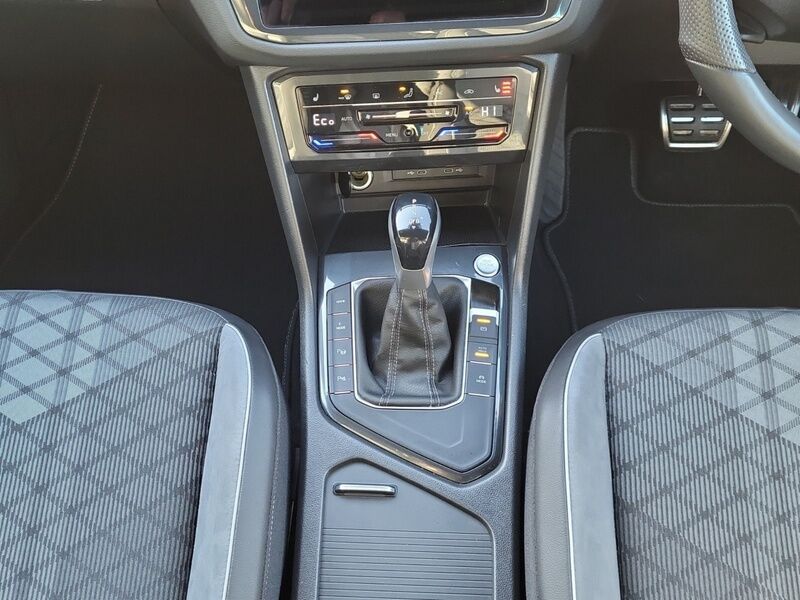 More views of Volkswagen Tiguan