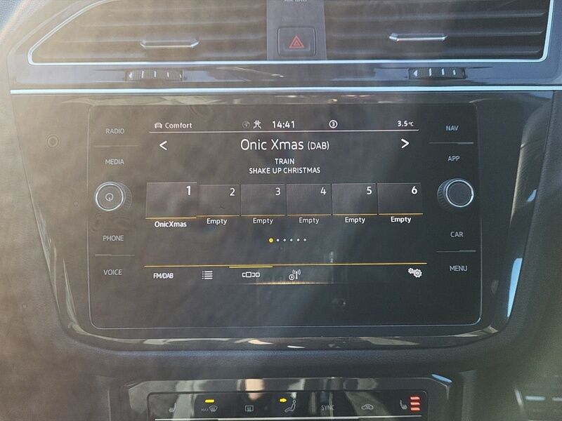 More views of Volkswagen Tiguan