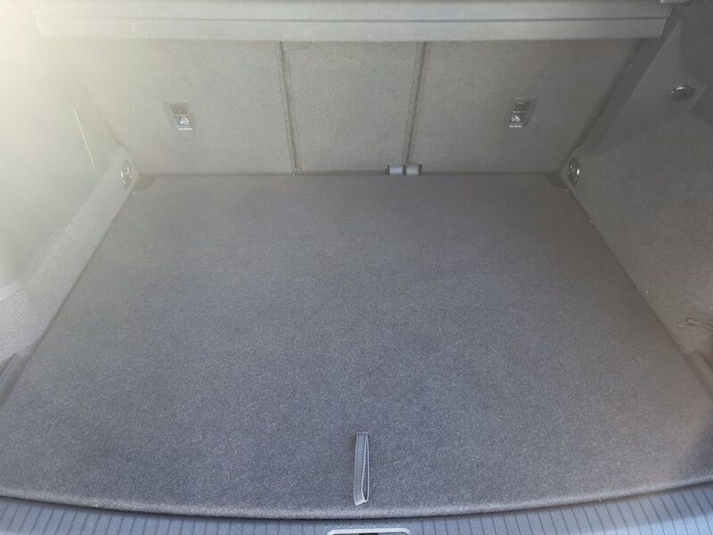 More views of Volkswagen Tiguan