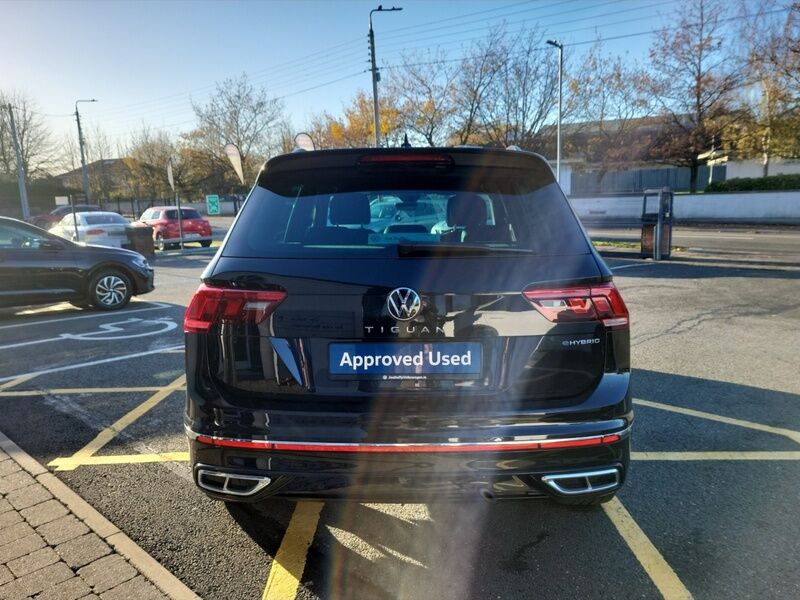 More views of Volkswagen Tiguan