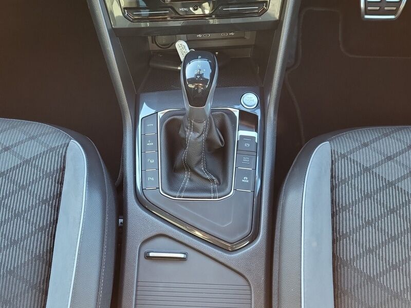 More views of Volkswagen Tiguan