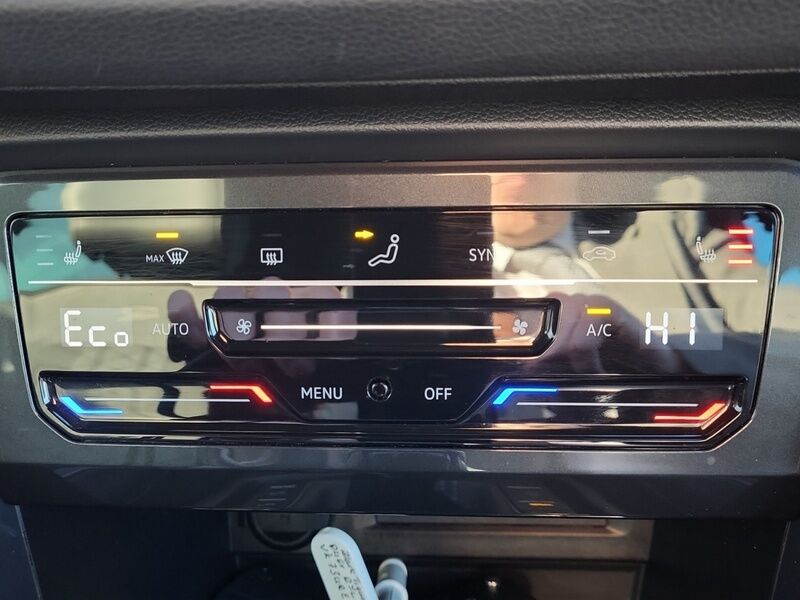 More views of Volkswagen Tiguan