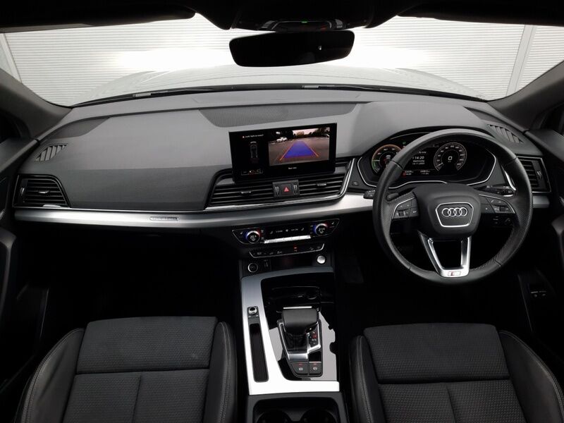 More views of Audi Q5