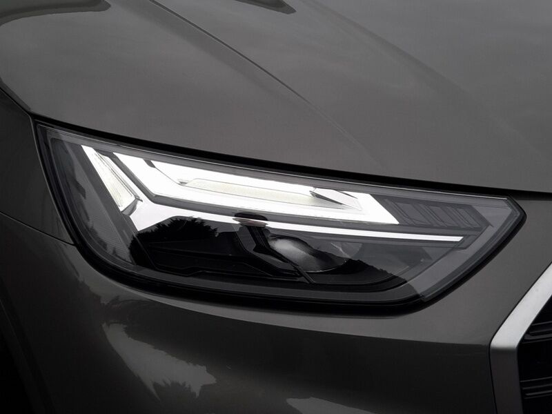 More views of Audi Q5