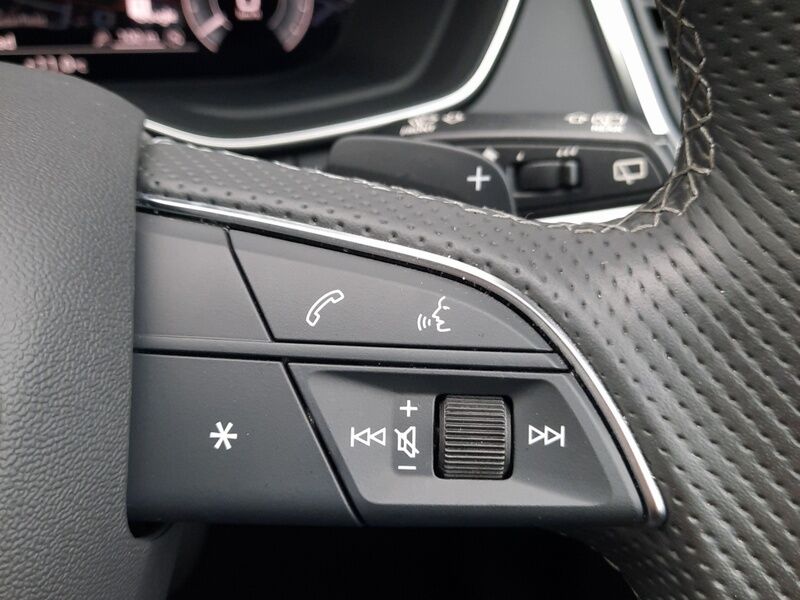 More views of Audi Q5