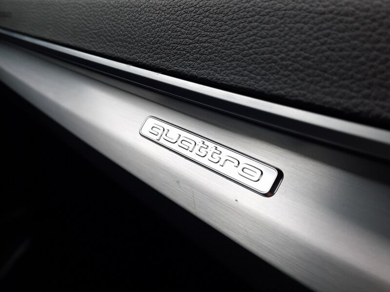 More views of Audi Q5