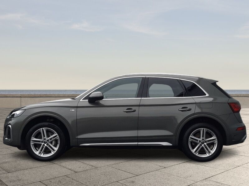 More views of Audi Q5