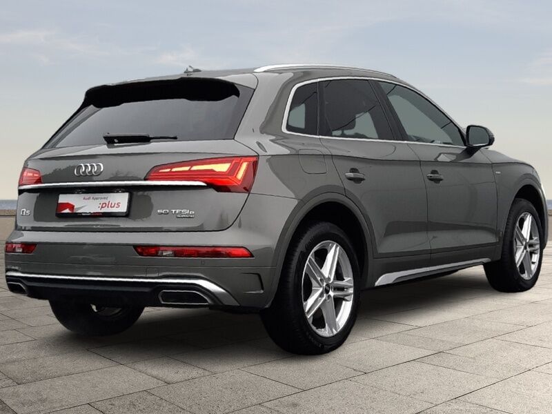 More views of Audi Q5
