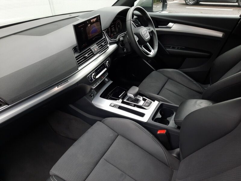 More views of Audi Q5