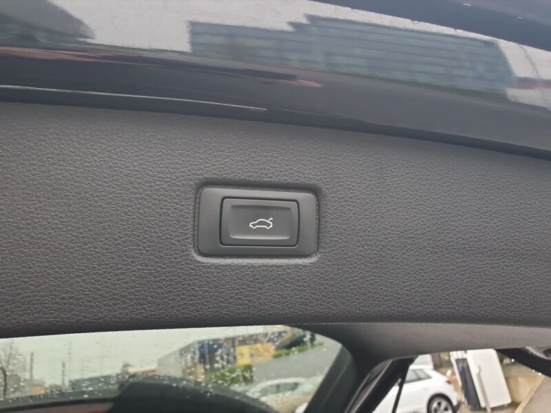 More views of Audi Q7