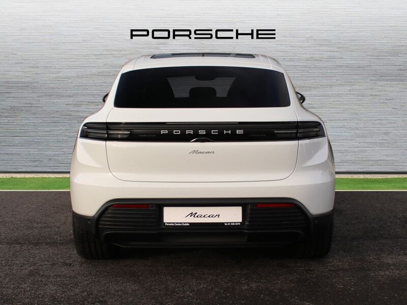 More views of Porsche Macan