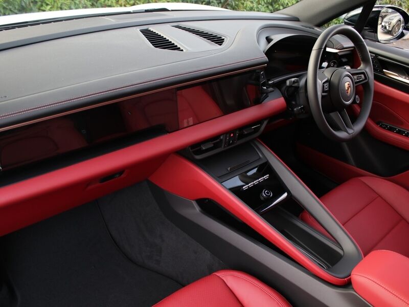 More views of Porsche Macan