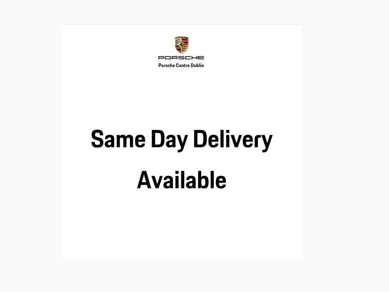 More views of Porsche Macan