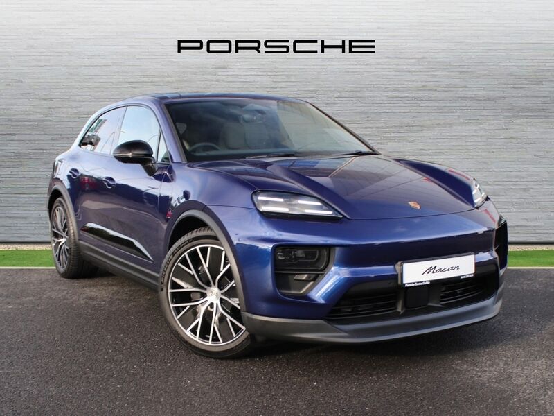 More views of Porsche Macan