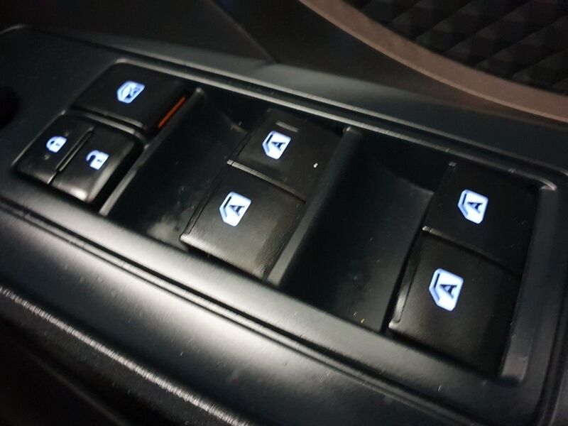 More views of Toyota C-HR