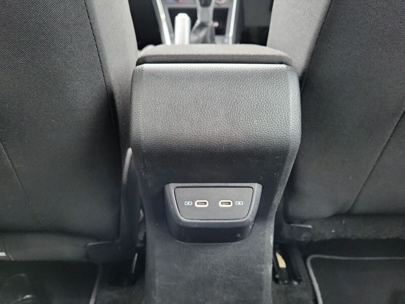 More views of Volkswagen Taigo