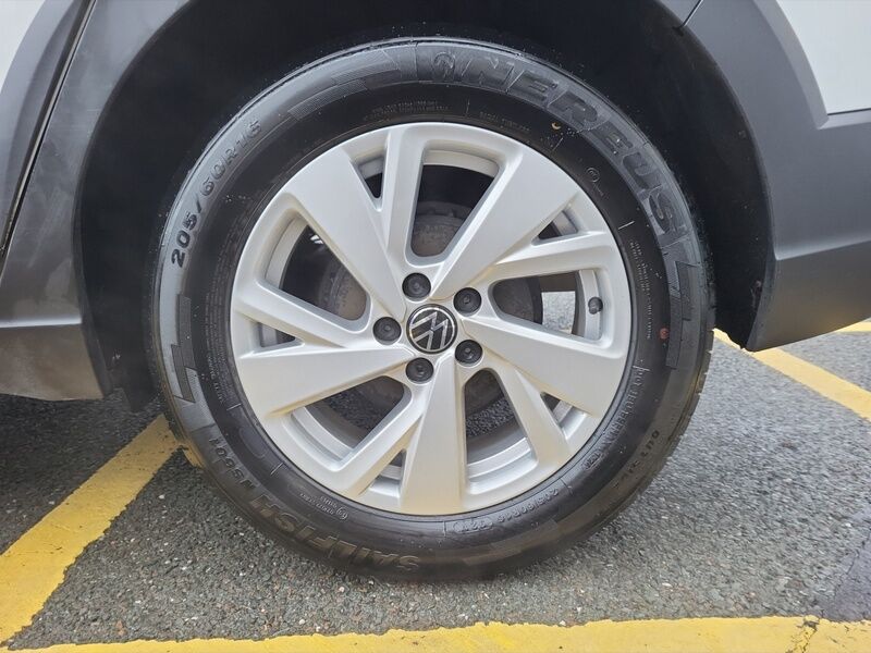 More views of Volkswagen Taigo