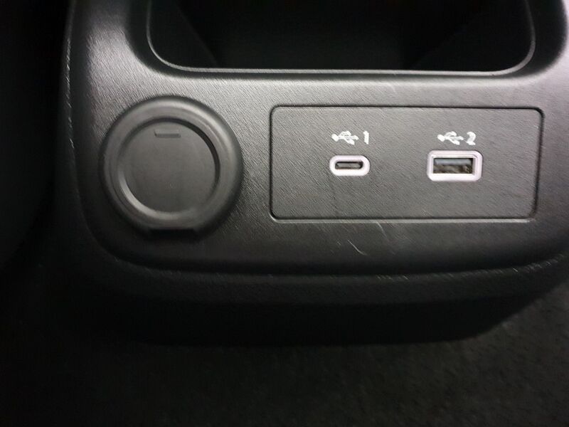 More views of Nissan Ariya