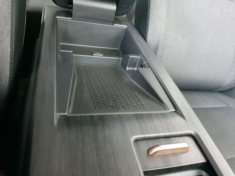 More views of Nissan Ariya