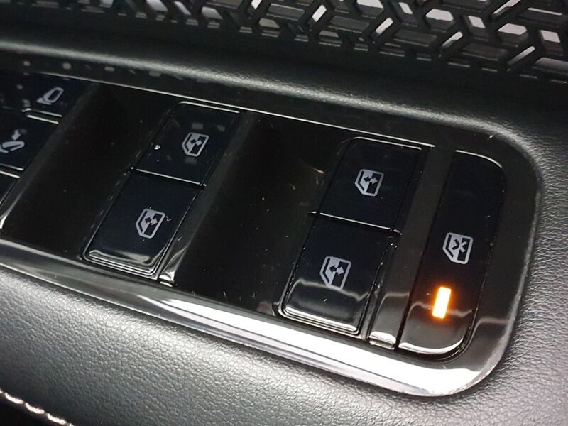 More views of Nissan Ariya