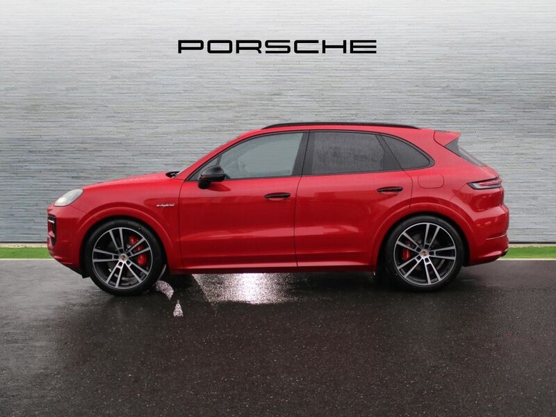 More views of Porsche Cayenne