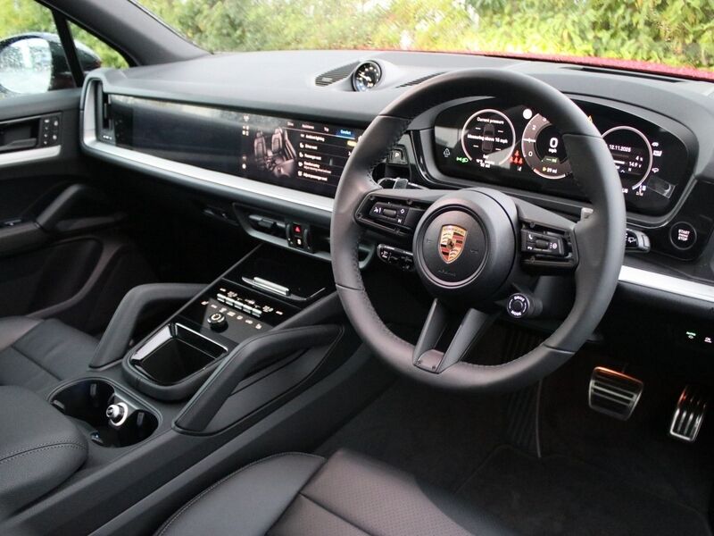 More views of Porsche Cayenne