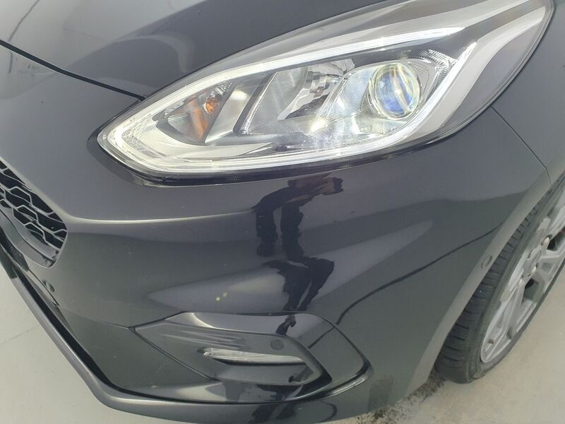 More views of Ford Fiesta