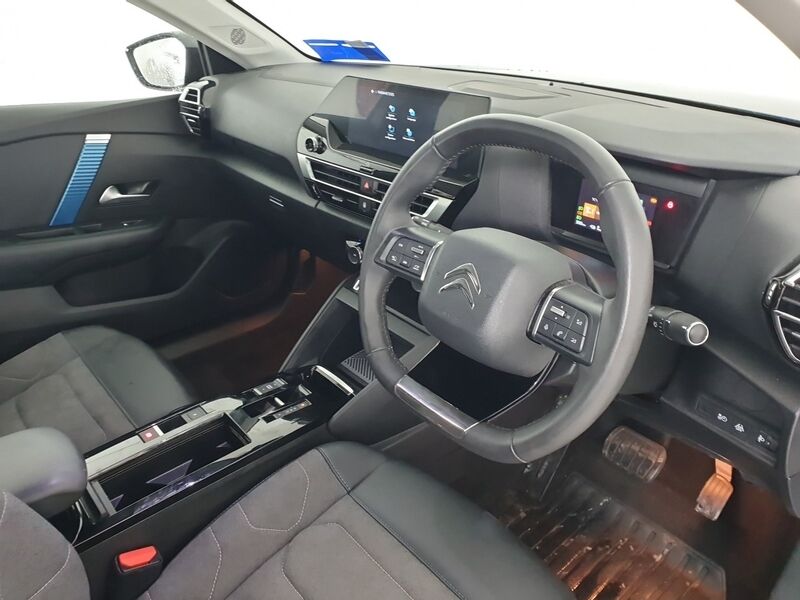 More views of Citroen e-C4