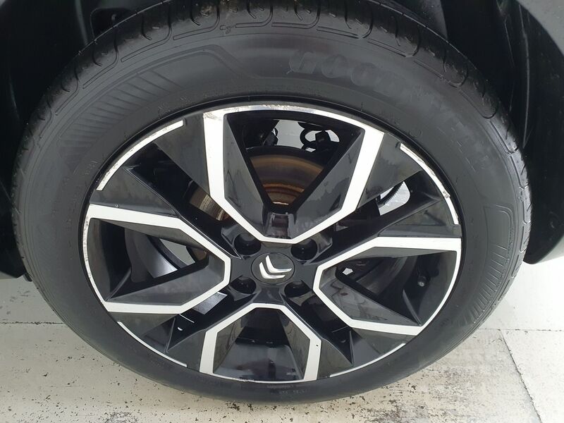 More views of Citroen e-C4