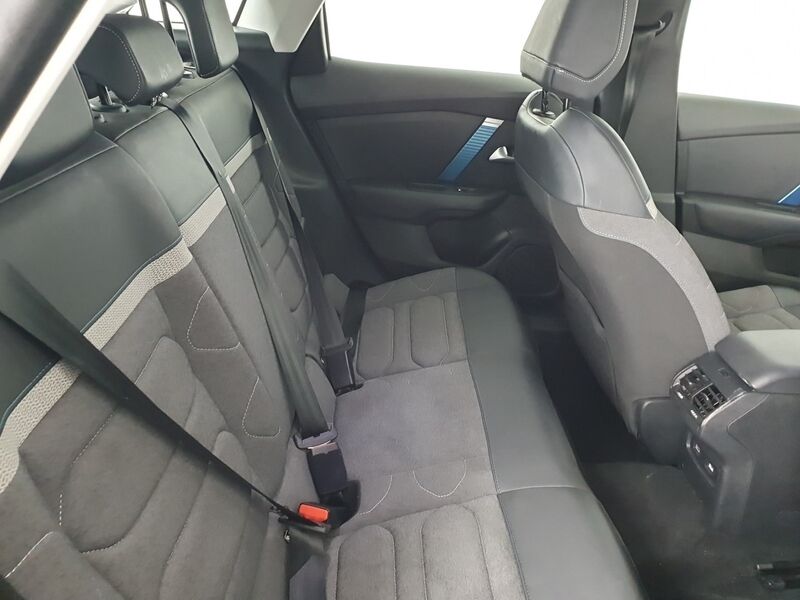 More views of Citroen e-C4