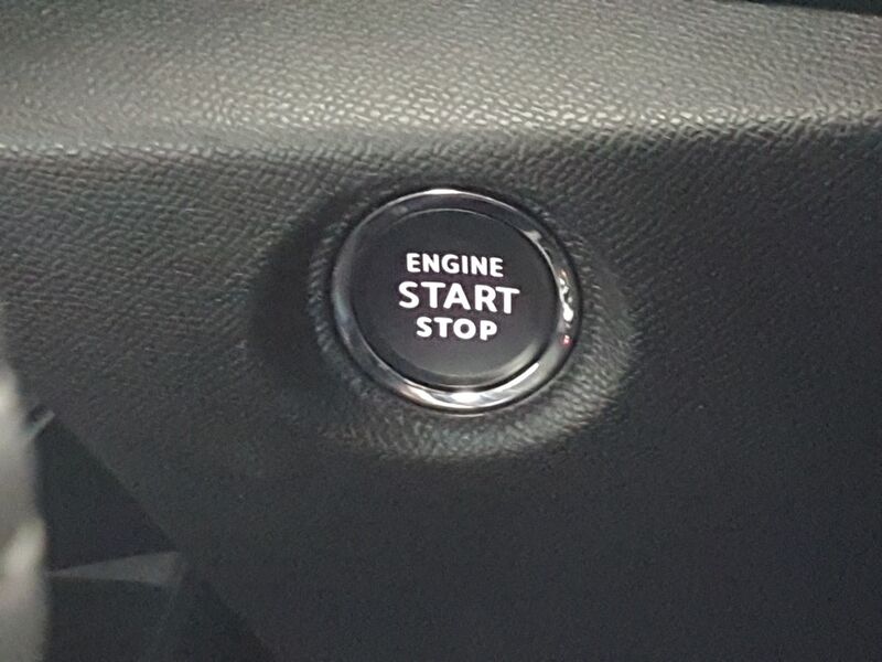 More views of Citroen e-C4