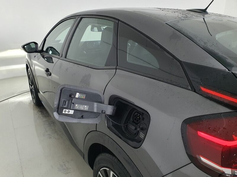 More views of Citroen e-C4