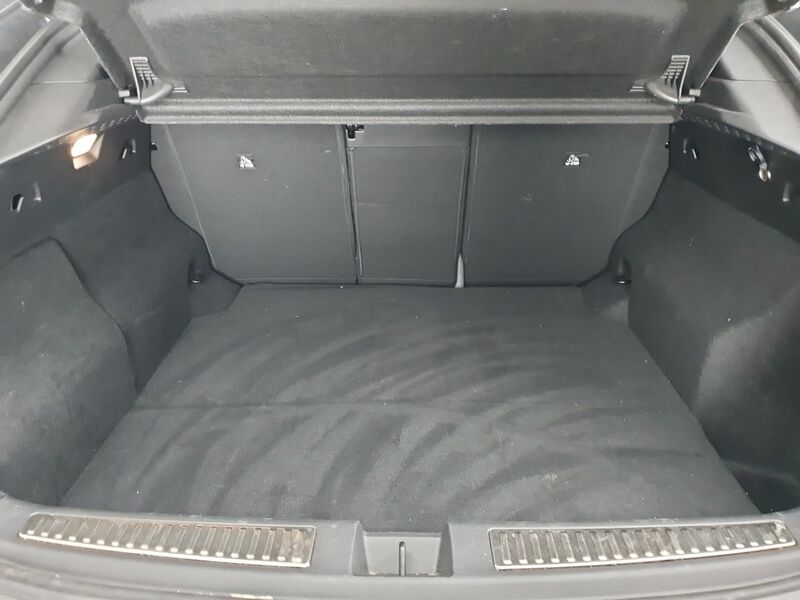 More views of Renault Rafale