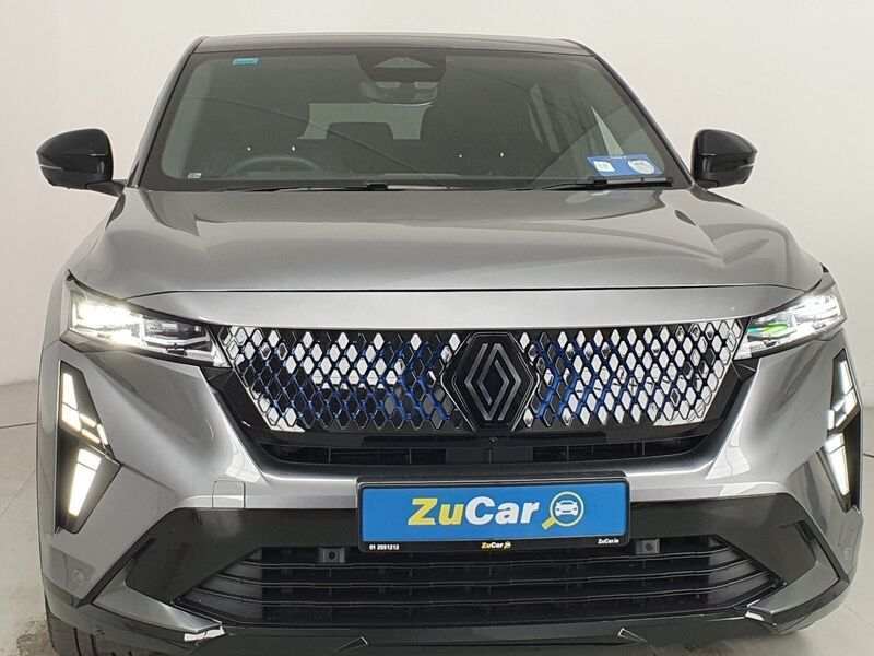 More views of Renault Rafale