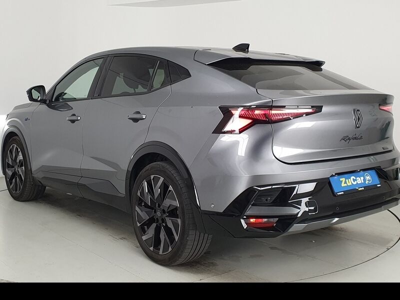 More views of Renault Rafale