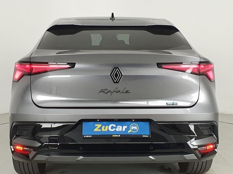 More views of Renault Rafale