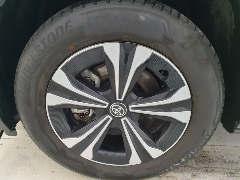 More views of Toyota bZ4X