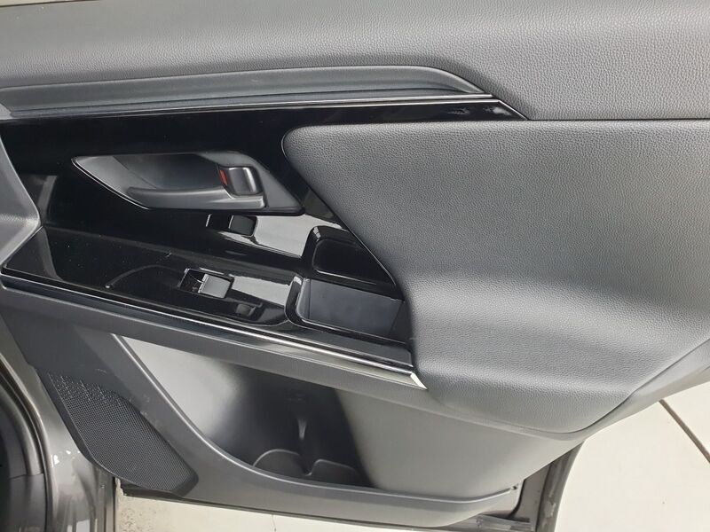 More views of Toyota bZ4X