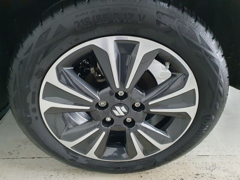 More views of Suzuki Vitara