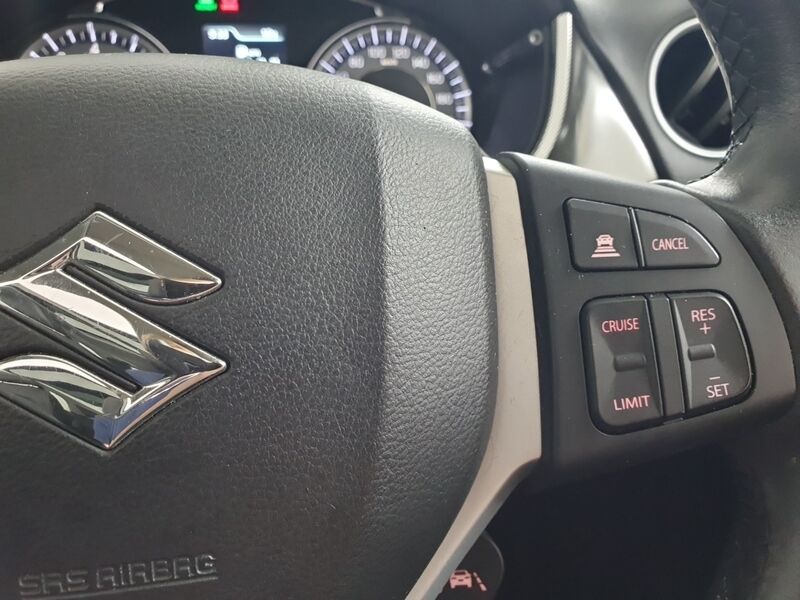 More views of Suzuki Vitara