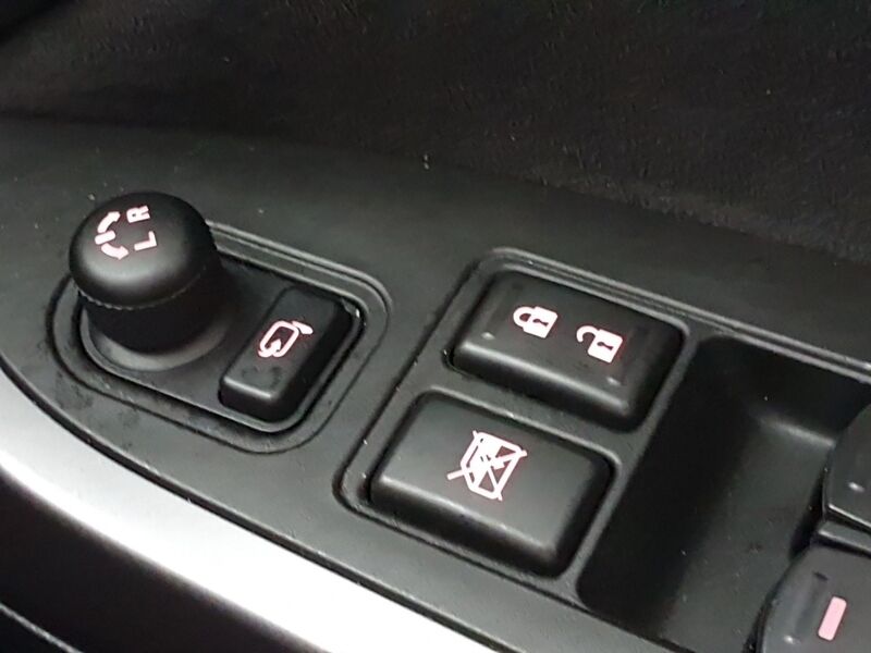 More views of Suzuki Vitara