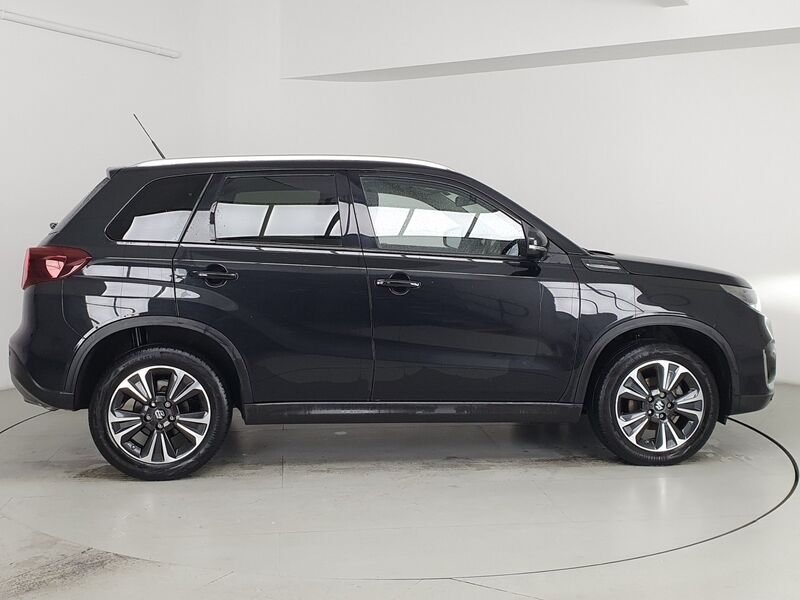 More views of Suzuki Vitara