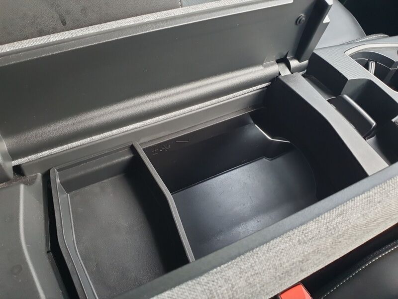 More views of Peugeot 3008