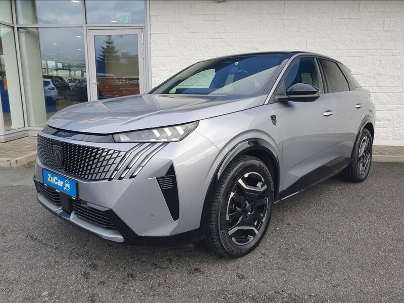 More views of Peugeot 3008