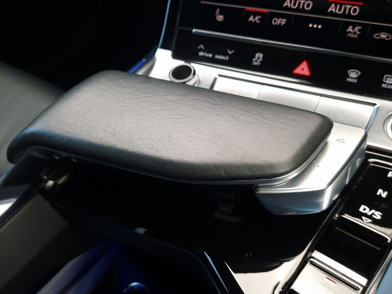 More views of Audi e-tron