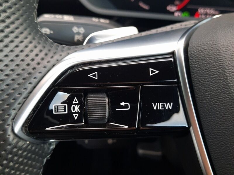 More views of Audi e-tron