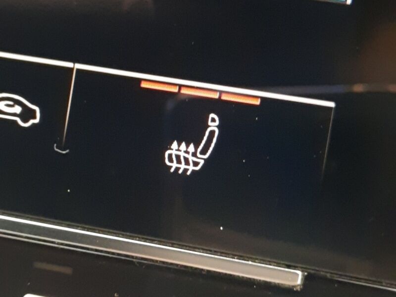 More views of Audi e-tron