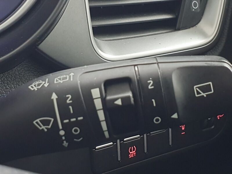 More views of Kia Ceed